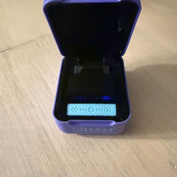 Bitzee - Picture 4 of 4